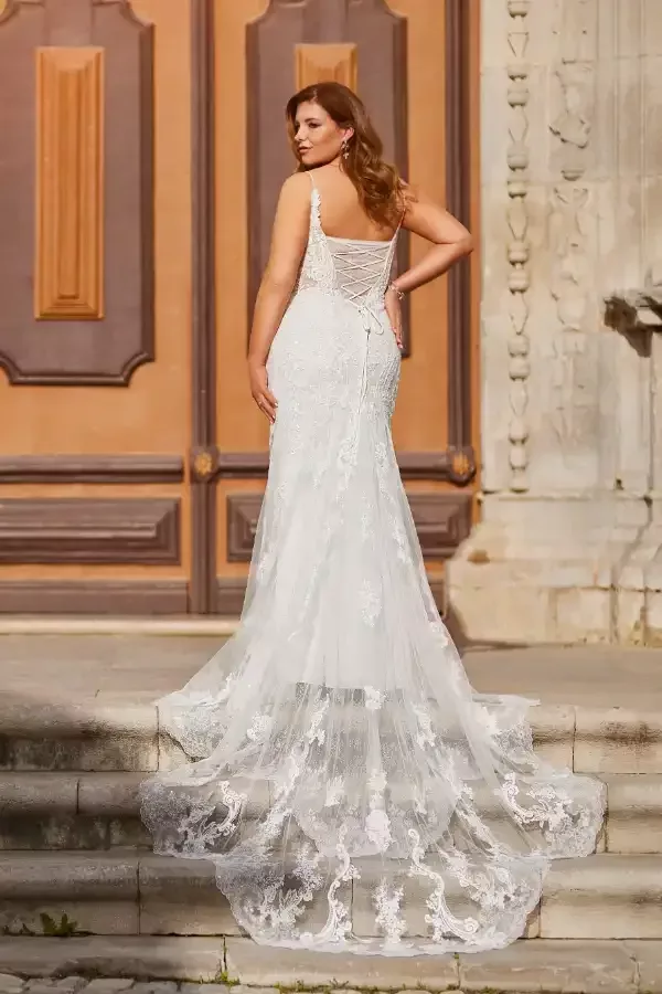 Robe de mariee grande taille 2023 11