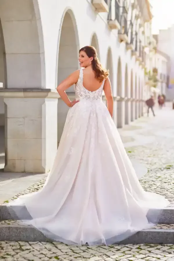 Robe de mariee grande taille 2023 3